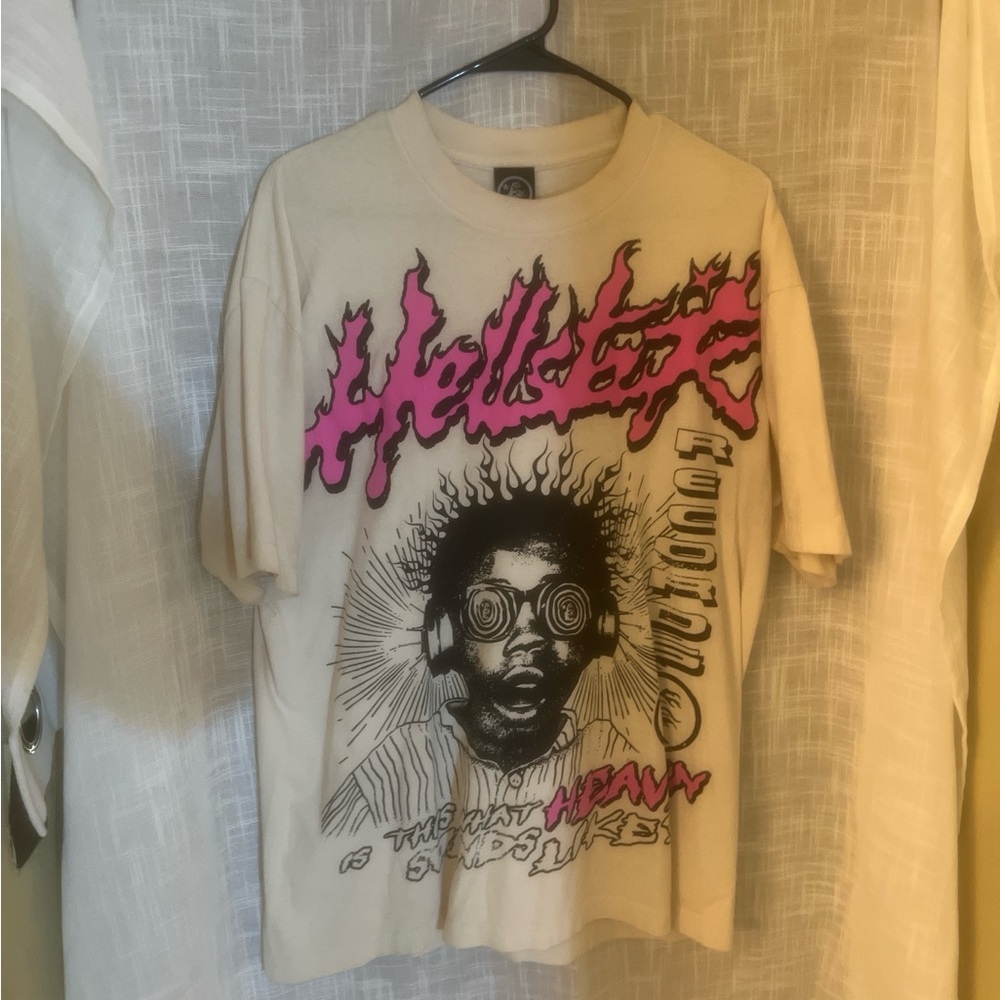 Hellstar Cream Graphic Tee - Short Sleeve